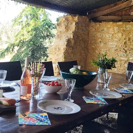Thyme Cottage, Mas Sarrat * Lherm (Lot)